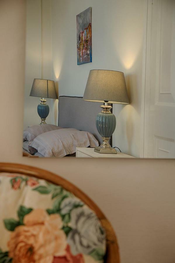 Serene Sea View Apartment In Corfu Old Town Exterior foto